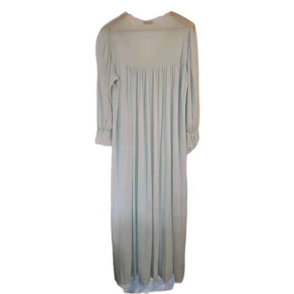 VTG Miss Elaine Soft Baby Blue Nylon Nightgown Embroidered Floral Neckline Large - Picture 2 of 11